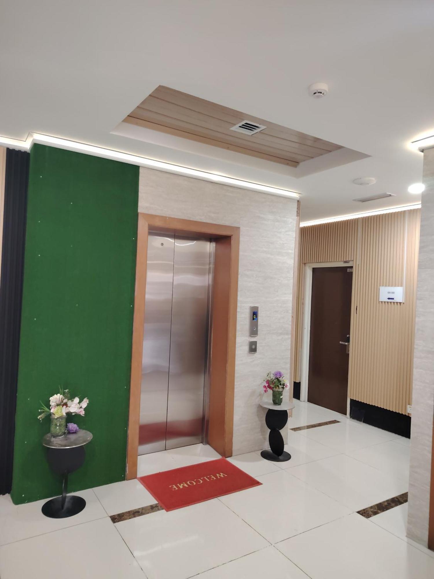 Golden Leaf Boutique Hotel Nusa Idaman Formerly Known As Ariana Hotel 新山 外观 照片