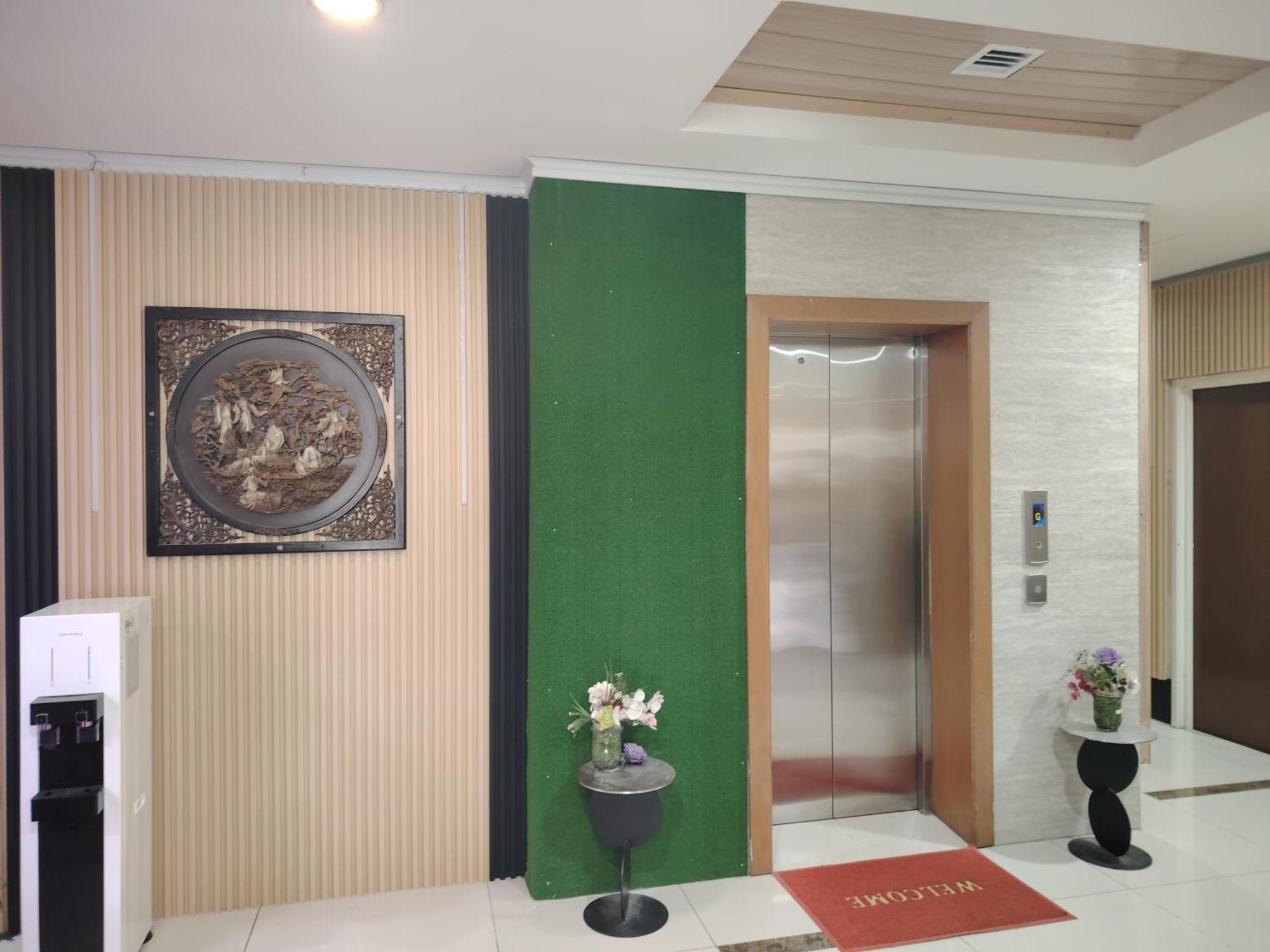 Golden Leaf Boutique Hotel Nusa Idaman Formerly Known As Ariana Hotel 新山 外观 照片
